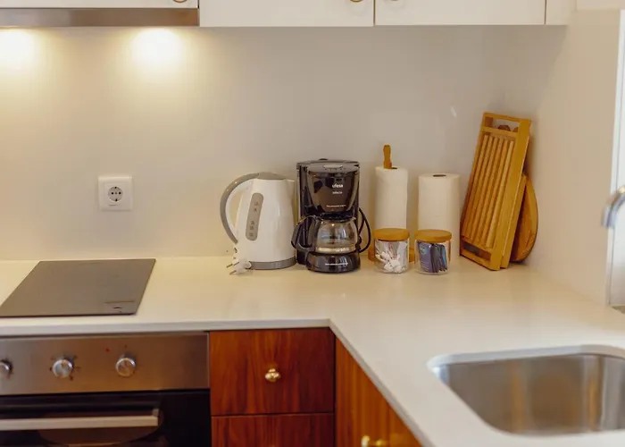 Downtown Modern With Terrace By Vacationy * Oporto