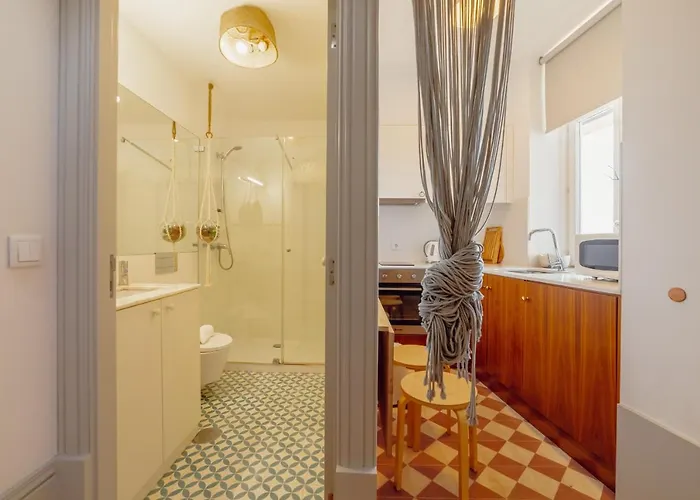 Downtown Modern With Terrace By Vacationy 波尔图