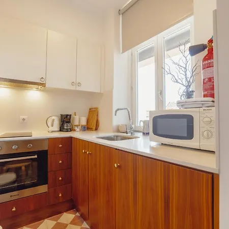 Downtown Modern With Terrace By Vacationy * פורטו